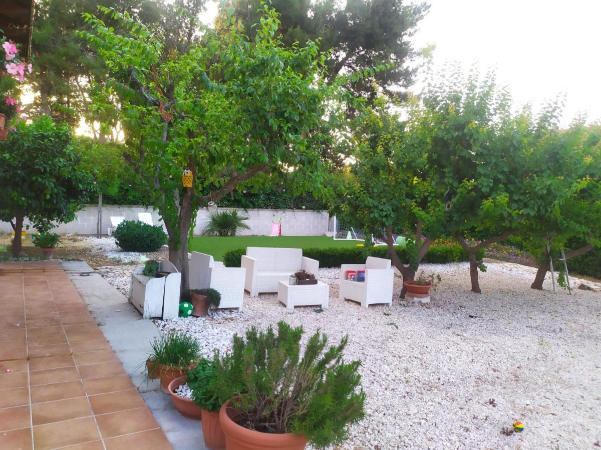 Villa Pintucci Трани Екстериор снимка