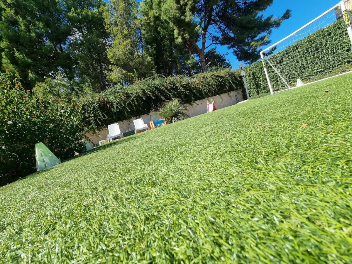Villa Pintucci Трани Екстериор снимка